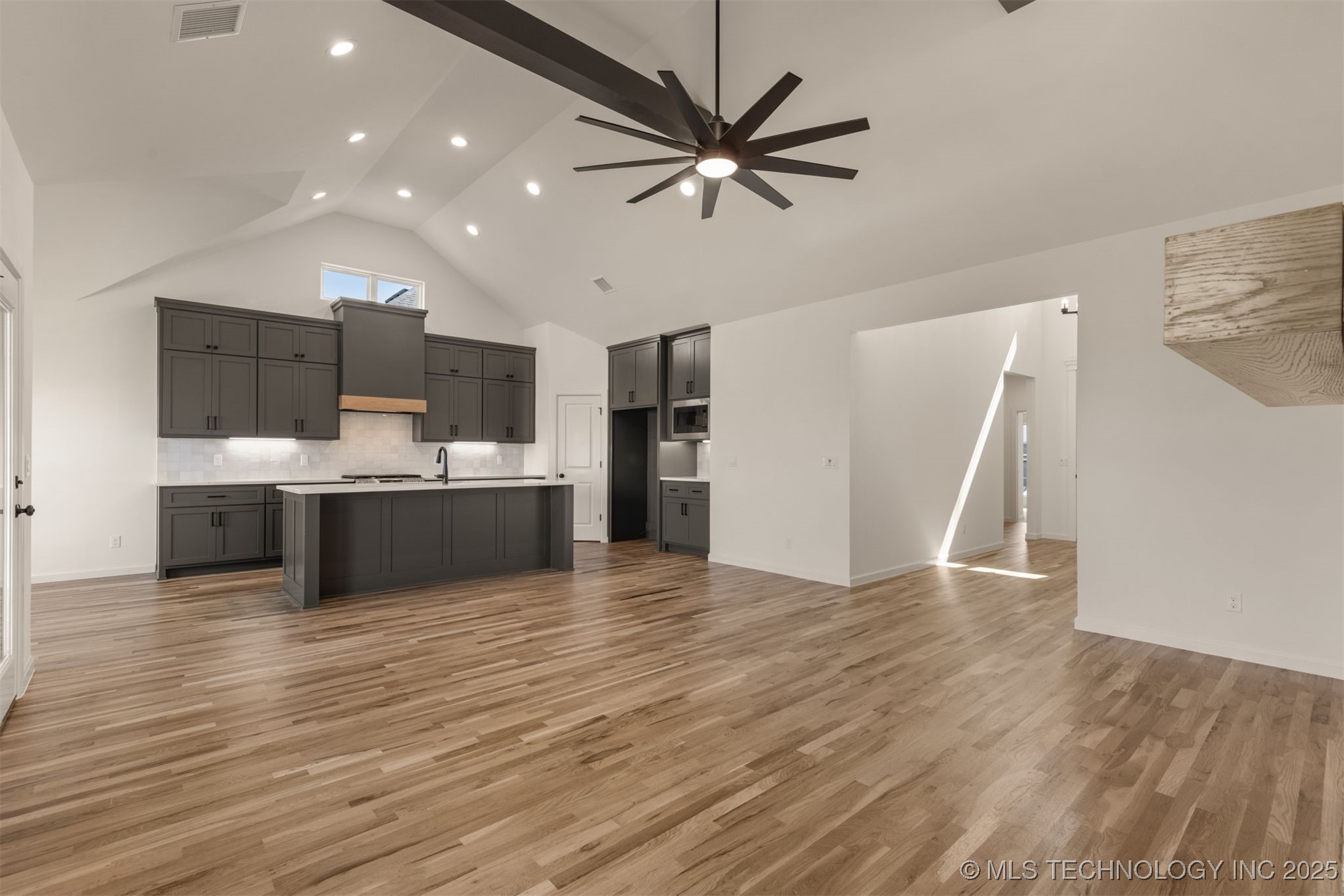 5114 S Everett Drive Property Photo 17