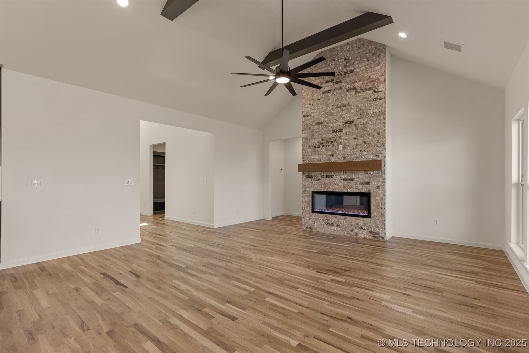 5114 S Everett Drive Property Photo 18