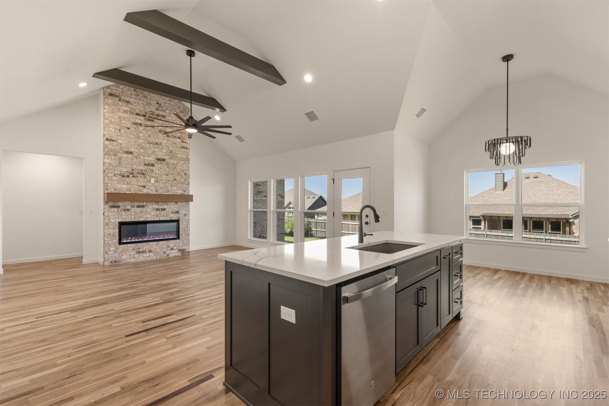 5114 S Everett Drive Property Photo 31