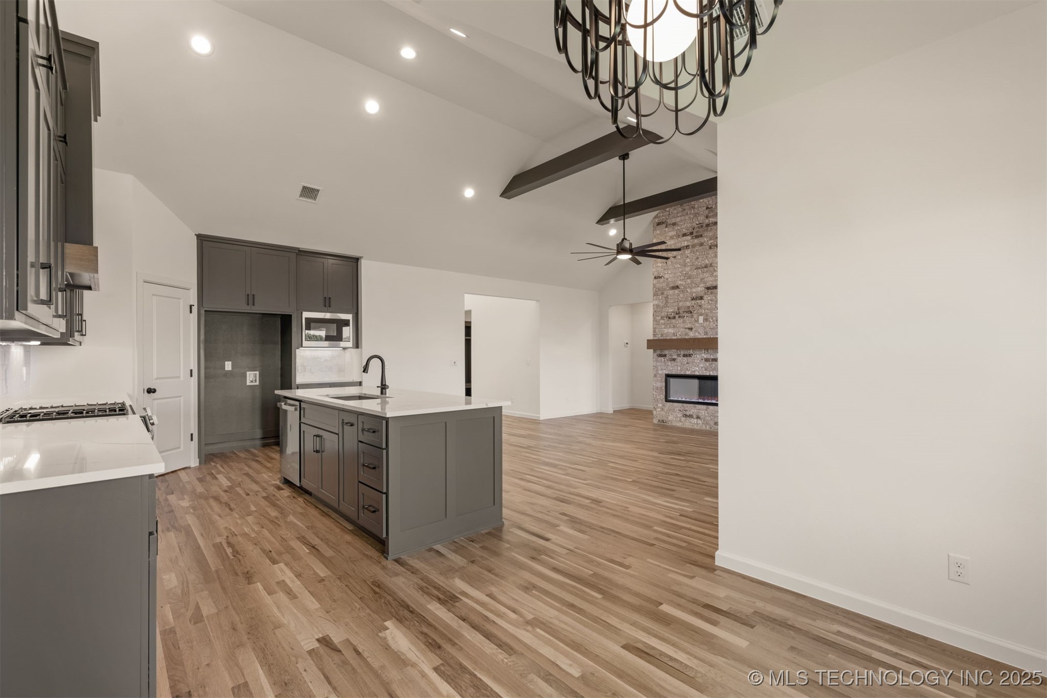 5114 S Everett Drive Property Photo 35