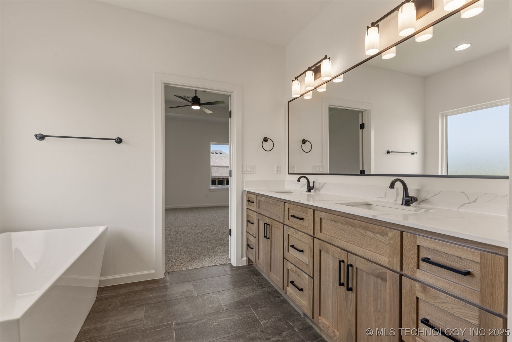 5114 S Everett Drive Property Photo 44