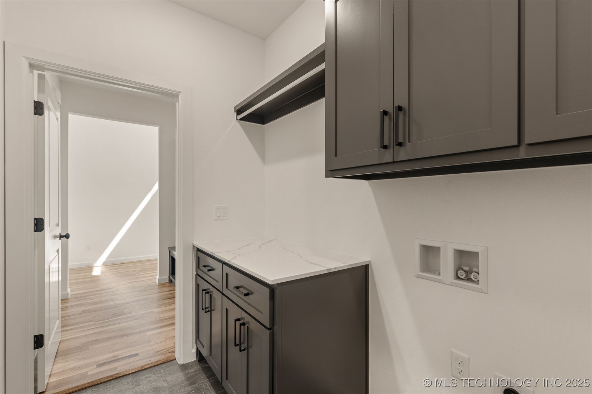 5114 S Everett Drive Property Photo 47