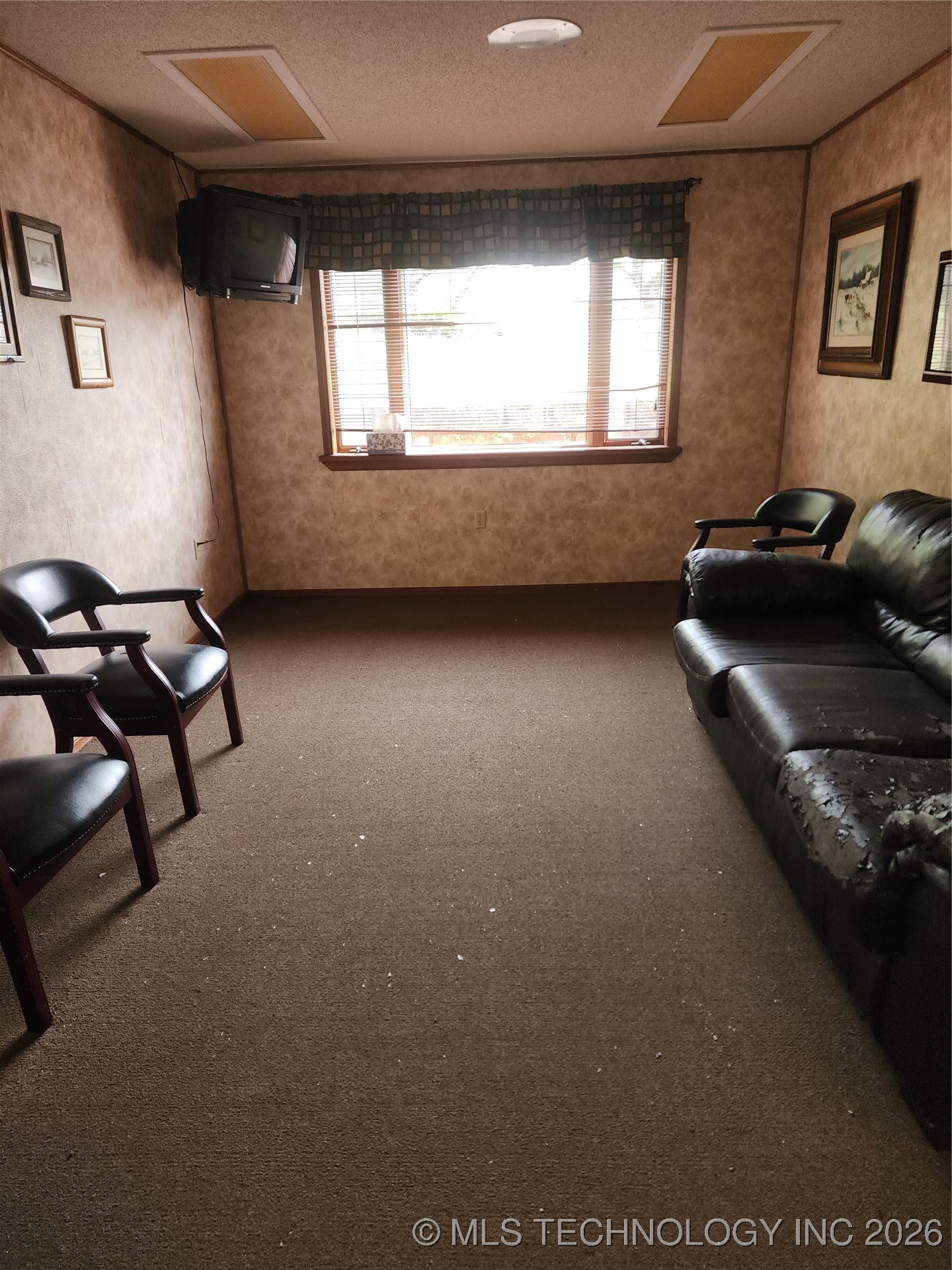 622 7th Street Property Photo 9