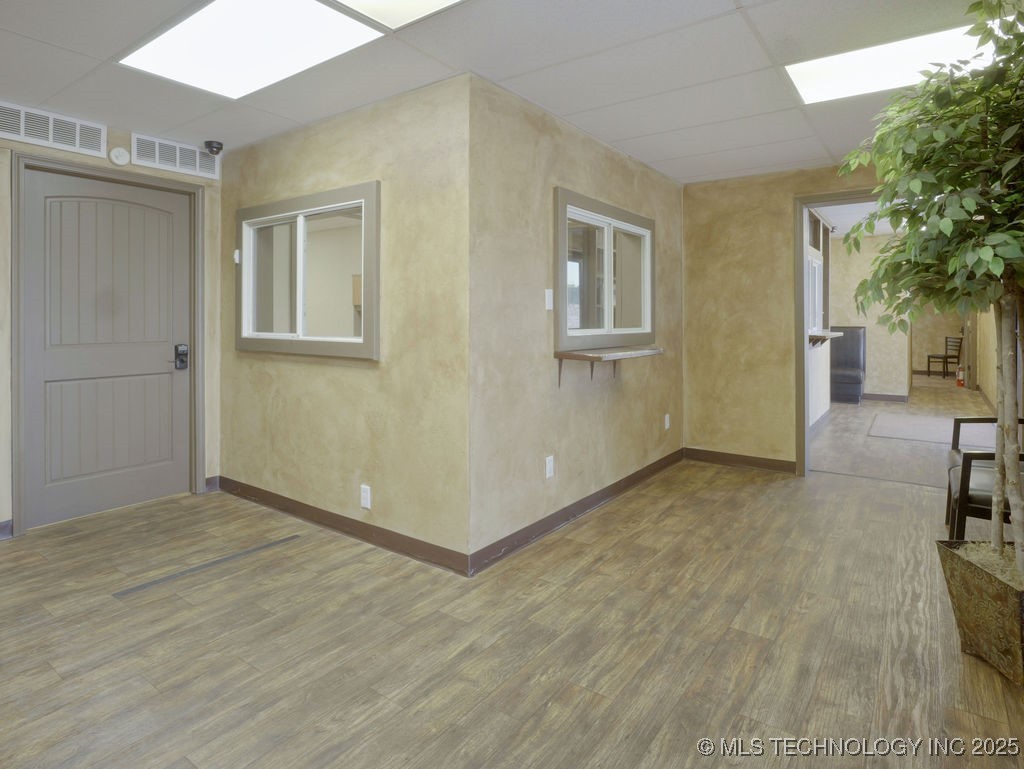 1550 S Virginia Avenue Property Photo 6