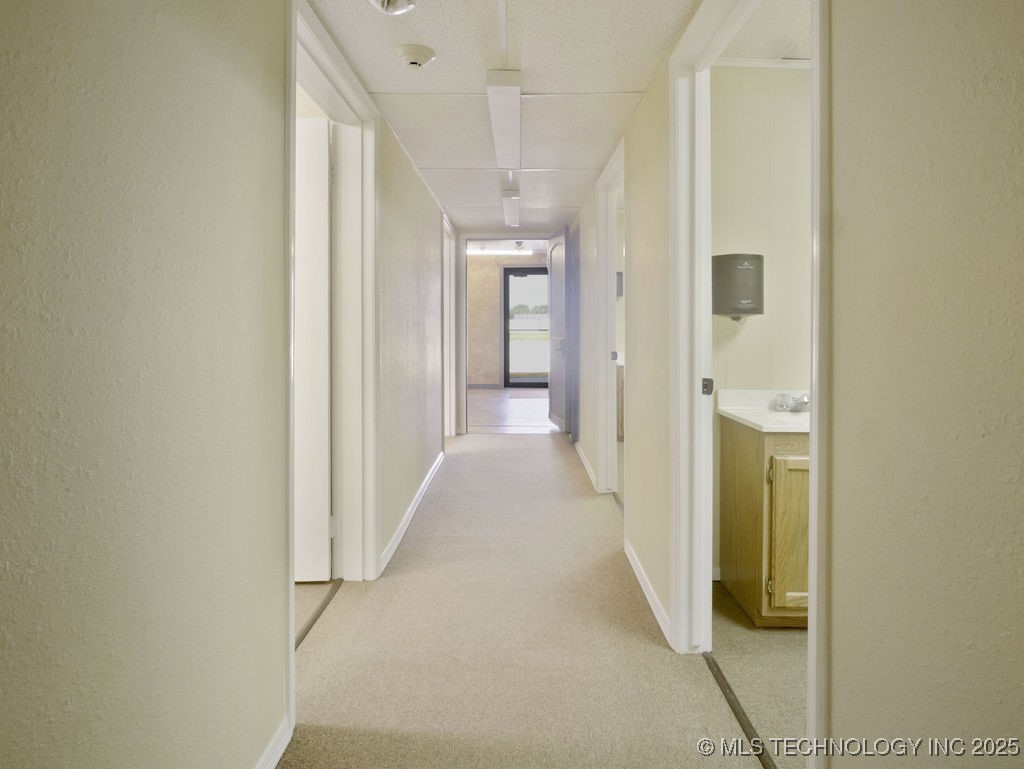 1550 S Virginia Avenue Property Photo 15