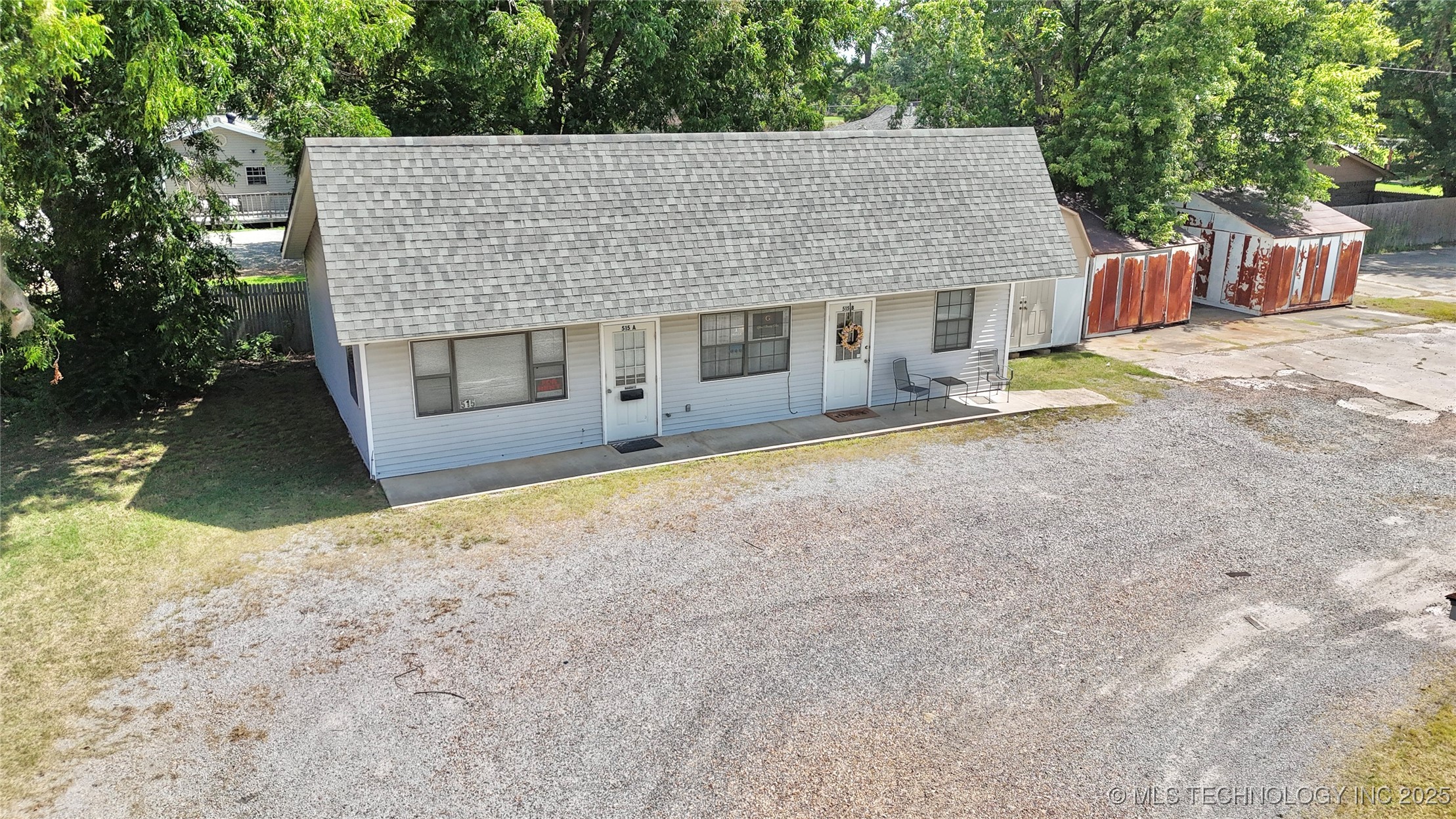 517 E Main Street Property Photo 21