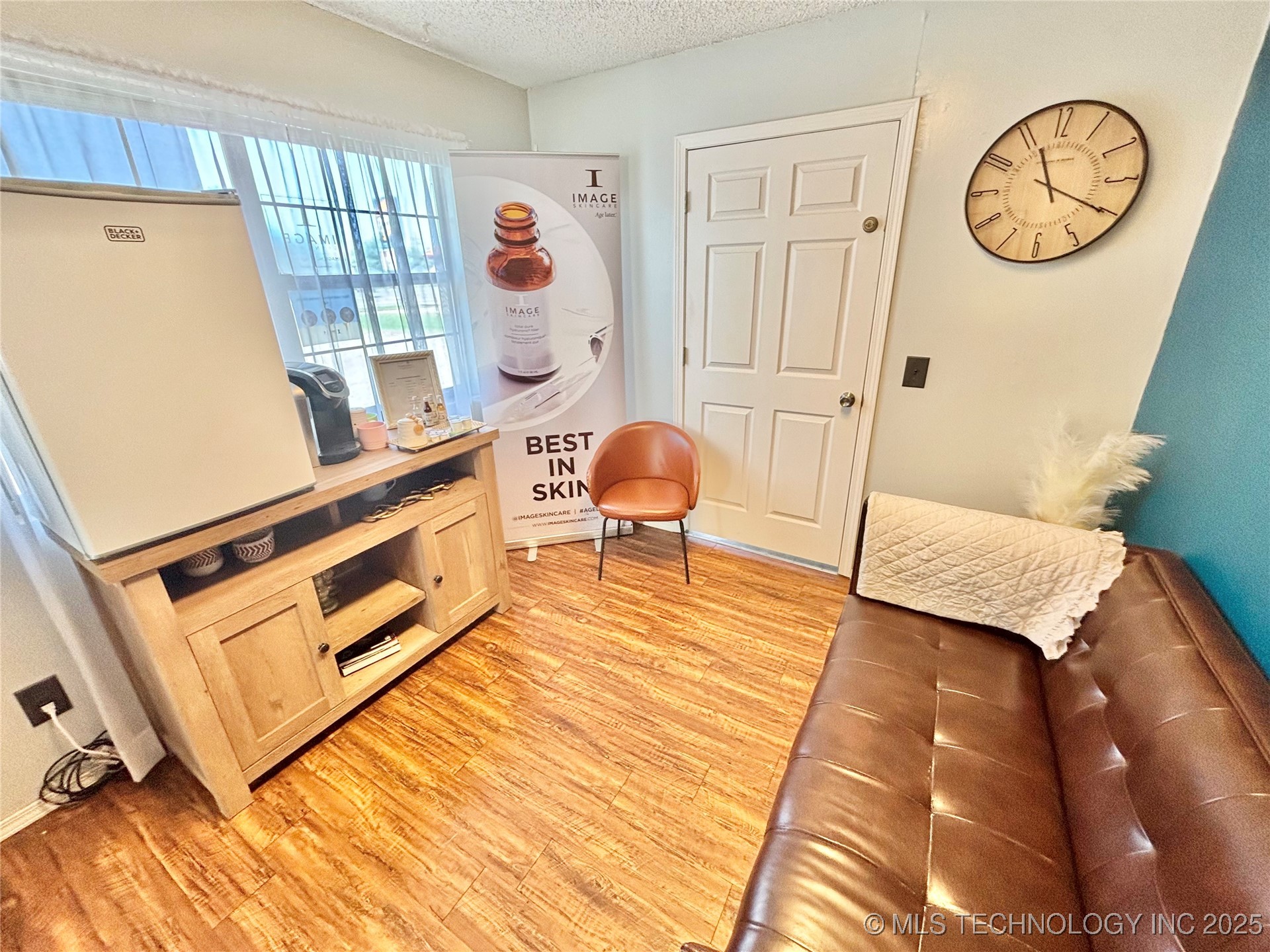 517 E Main Street Property Photo 24