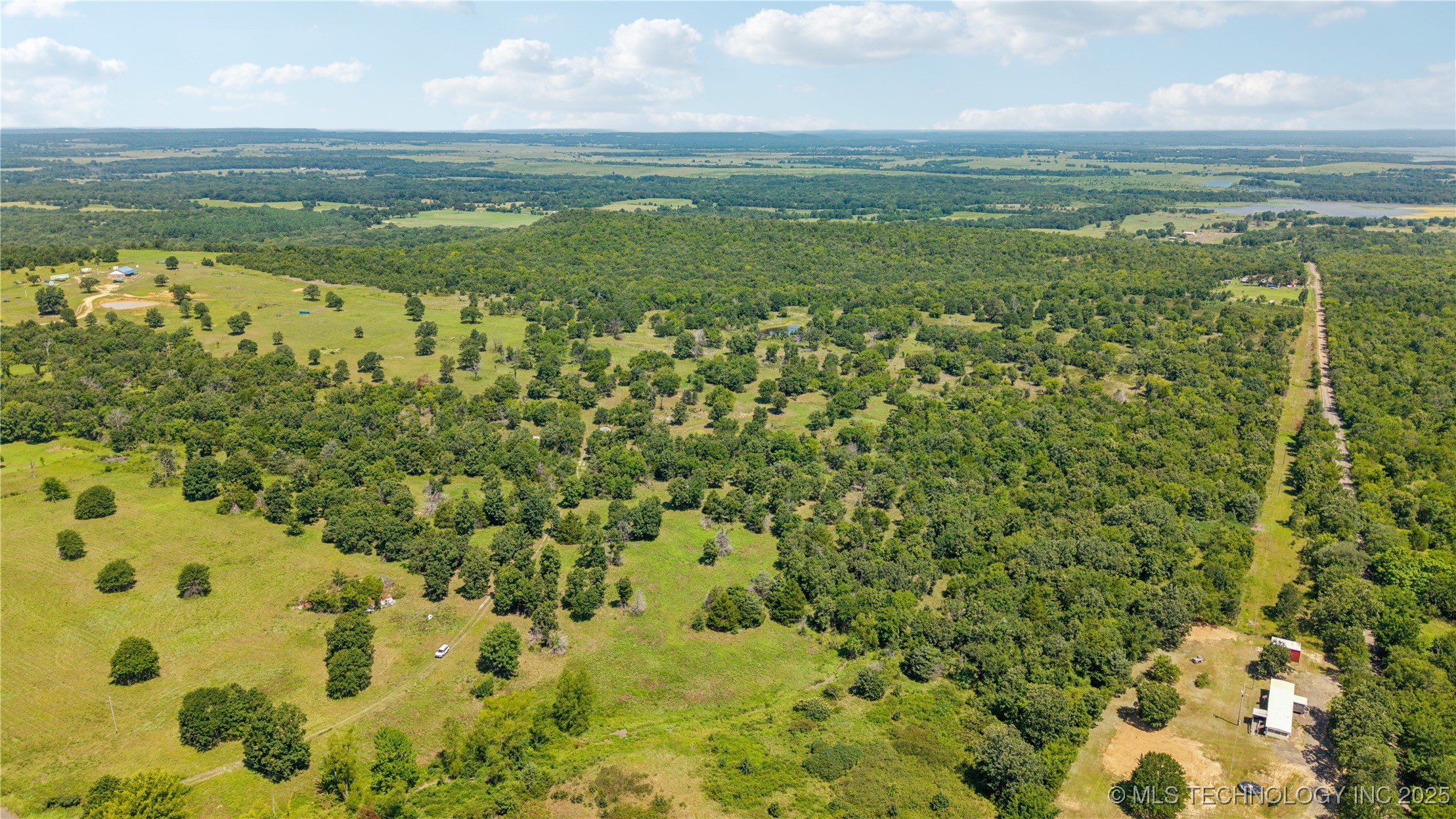 E County Road 1170 Property Photo 9