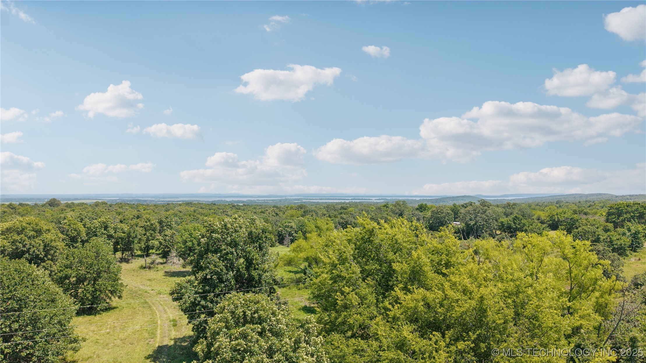 E County Road 1170 Property Photo 17