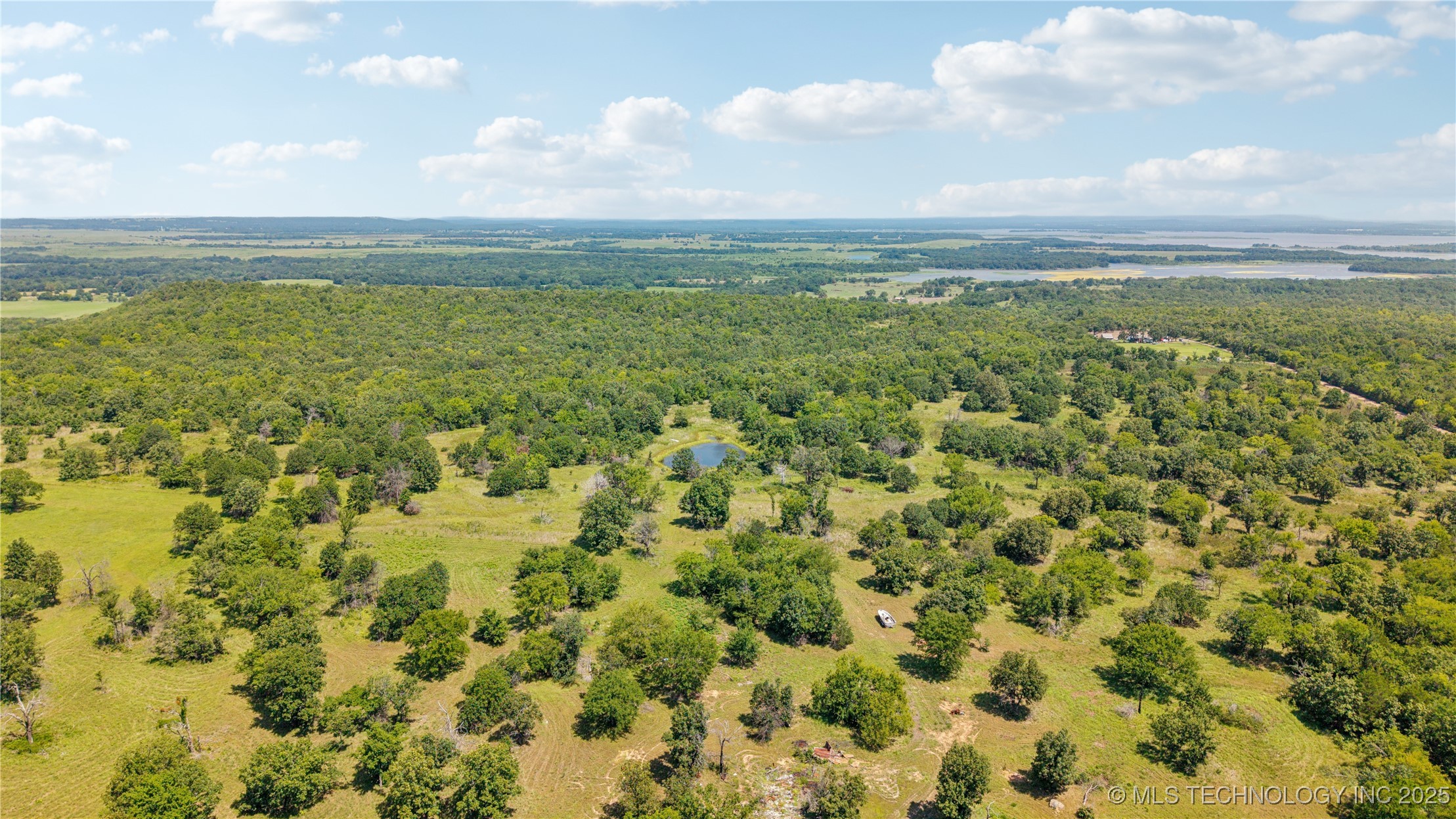 E County Road 1170 Property Photo 24