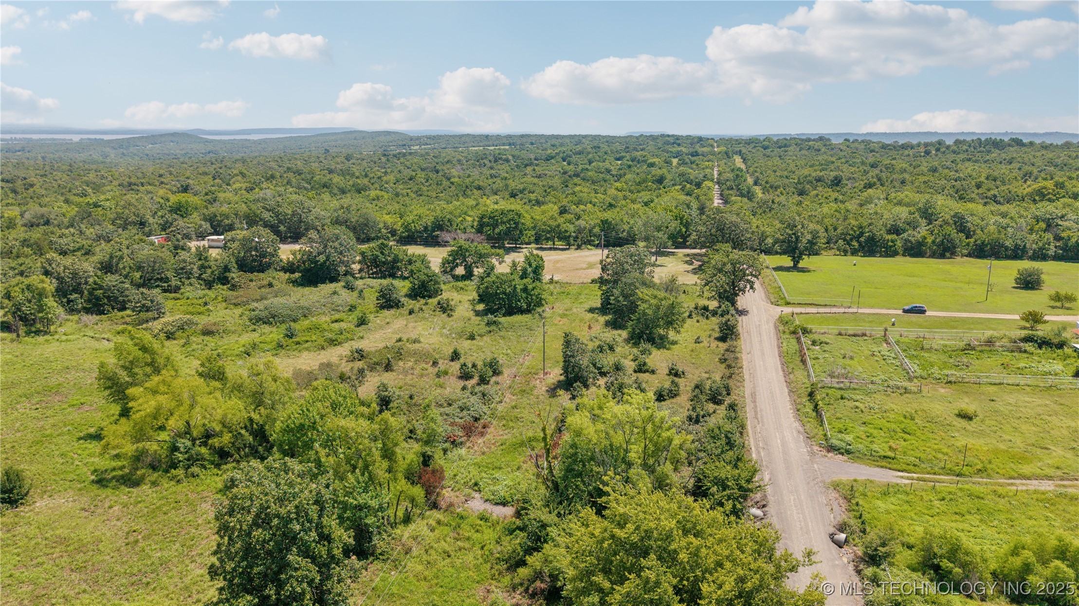 E County Road 1170 Property Photo 29