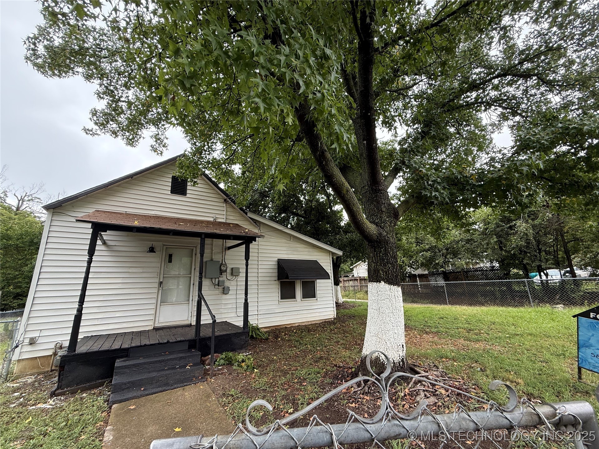 218 D Street Se Property Photo 2