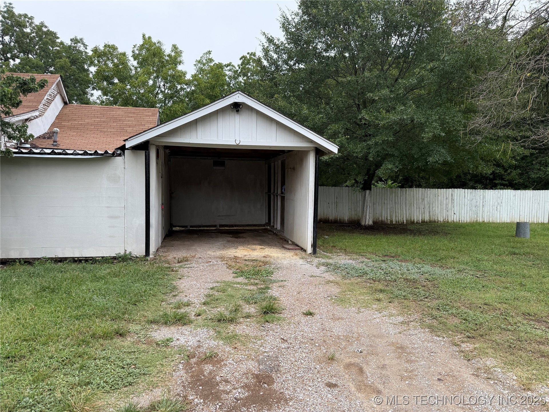 218 D Street Se Property Photo 8