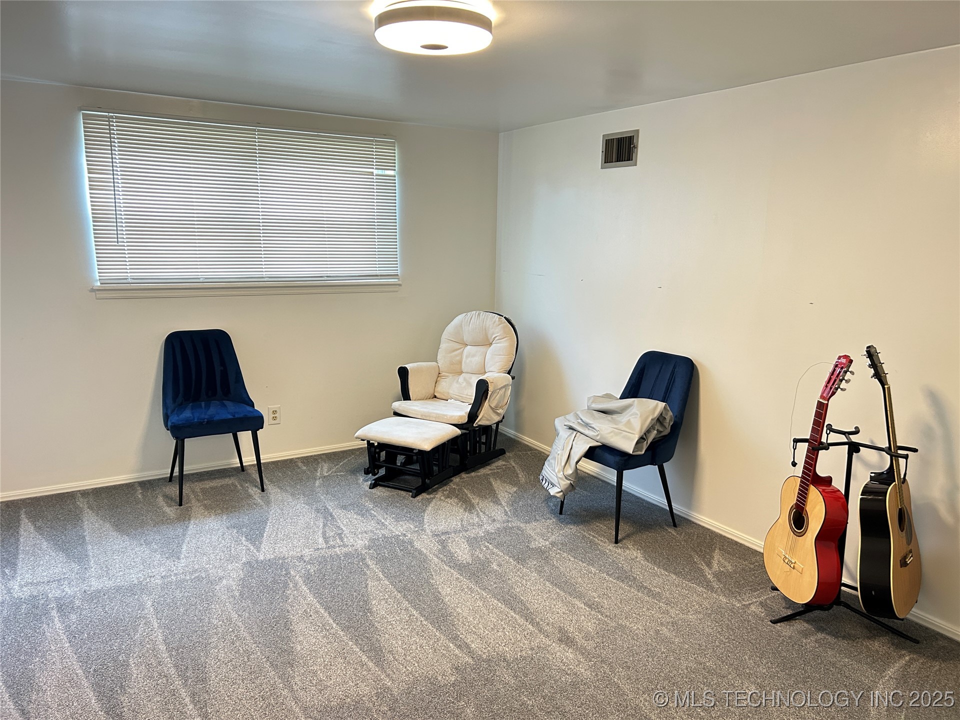 5521 S 76th East Avenue E Property Photo 9