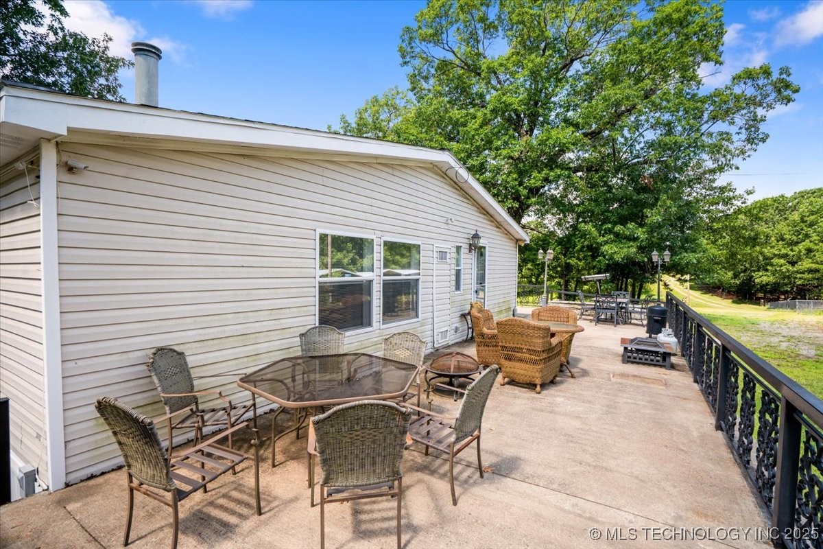 426670 Texanna Property Photo 6