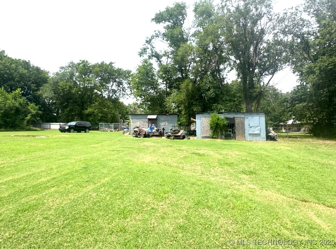 1747 E 63rd Street N Property Photo 3