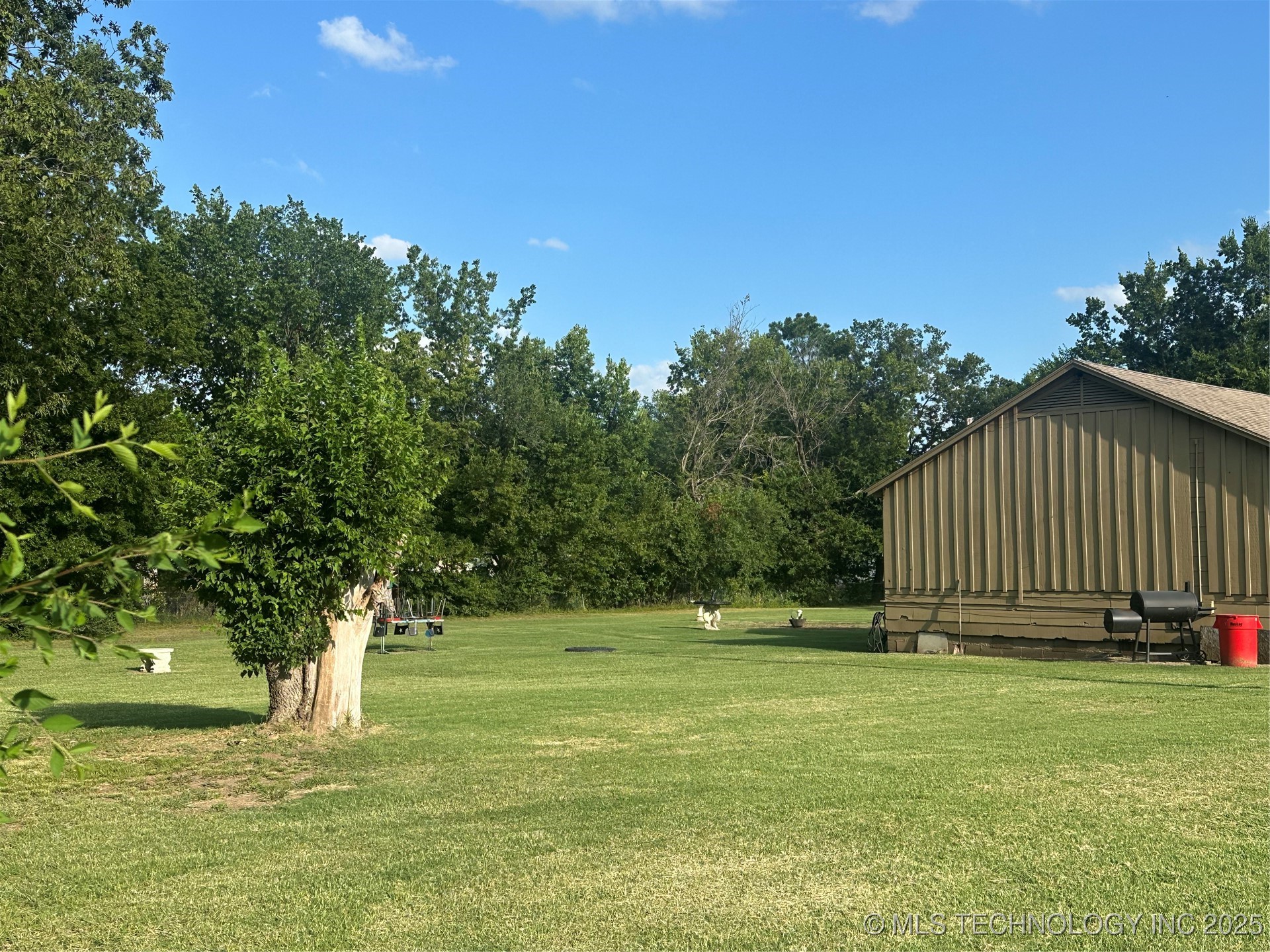 1747 E 63rd Street N Property Photo 6