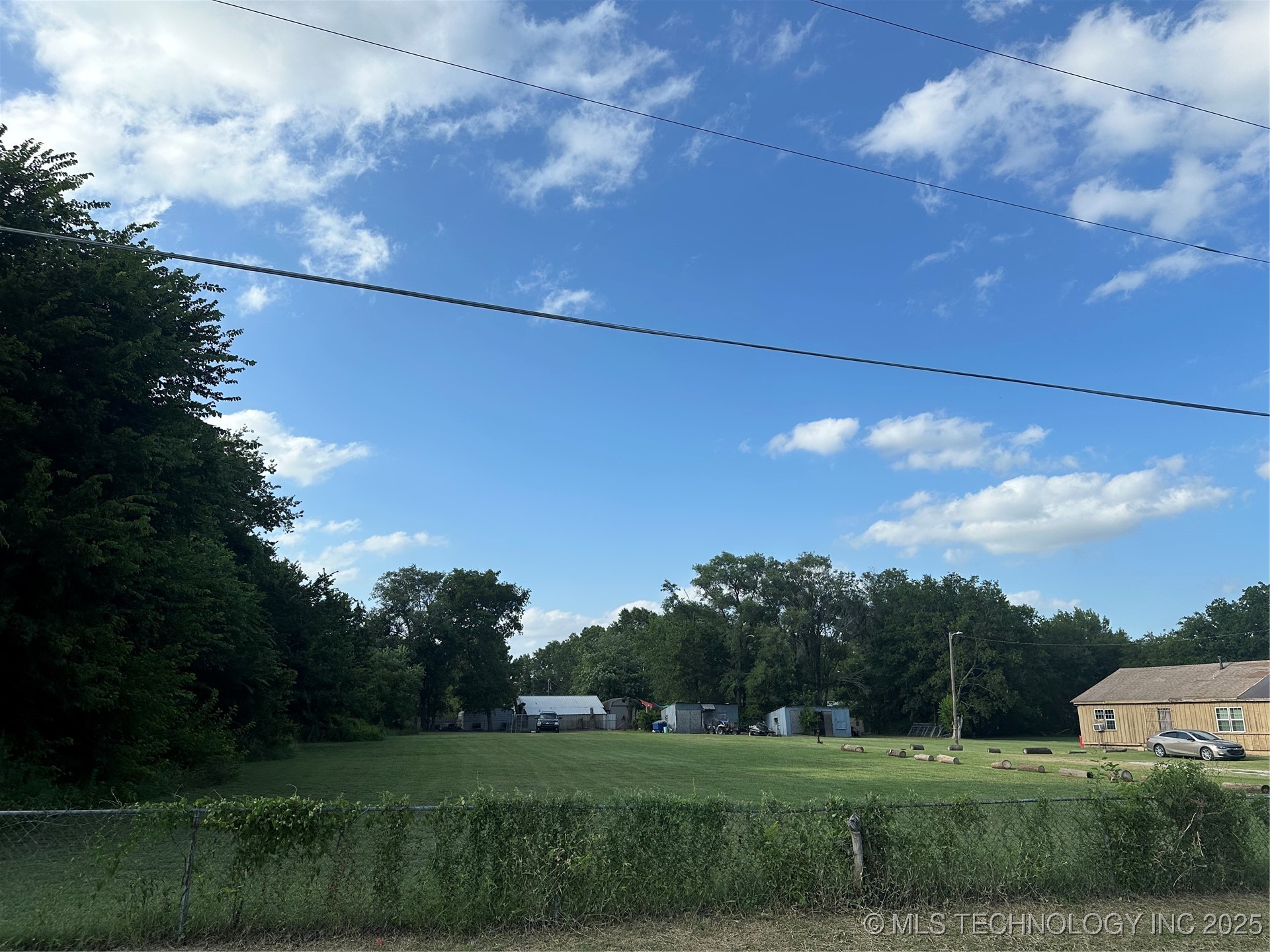 1747 E 63rd Street N Property Photo 7