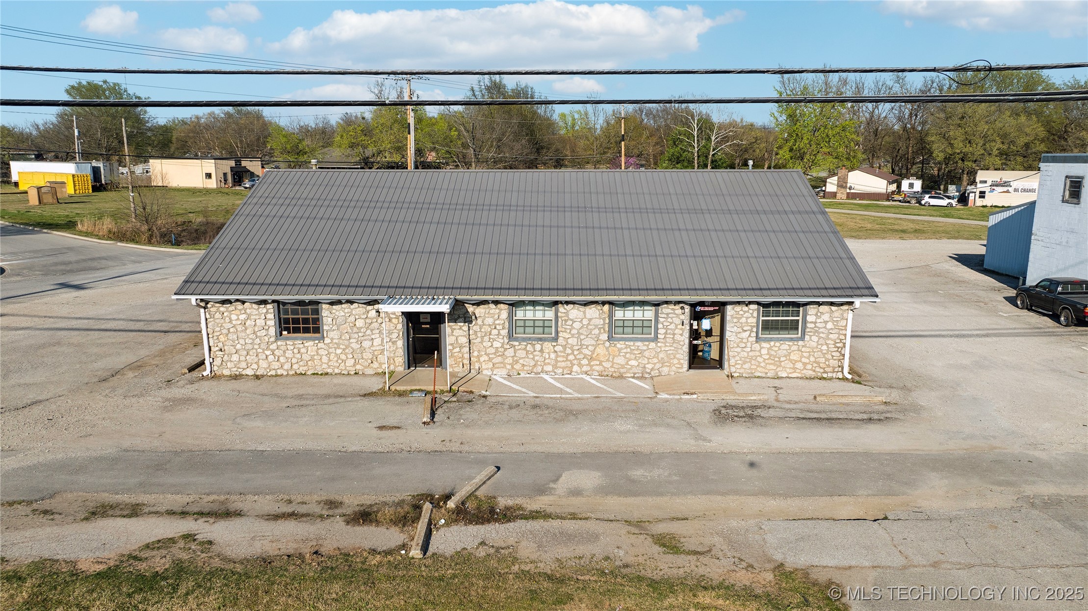 12127 S State Hwy 51 Highway Property Photo 2