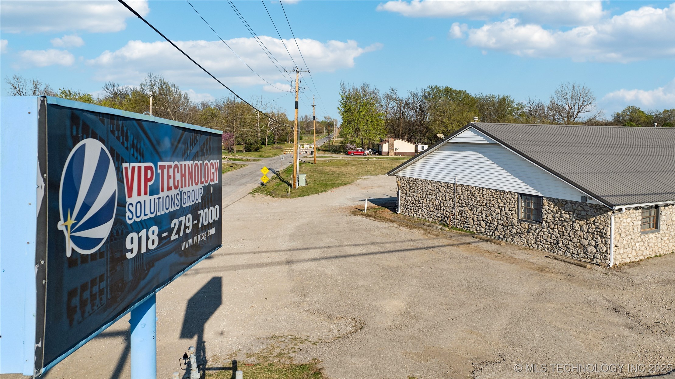 12127 S State Hwy 51 Highway Property Photo 17