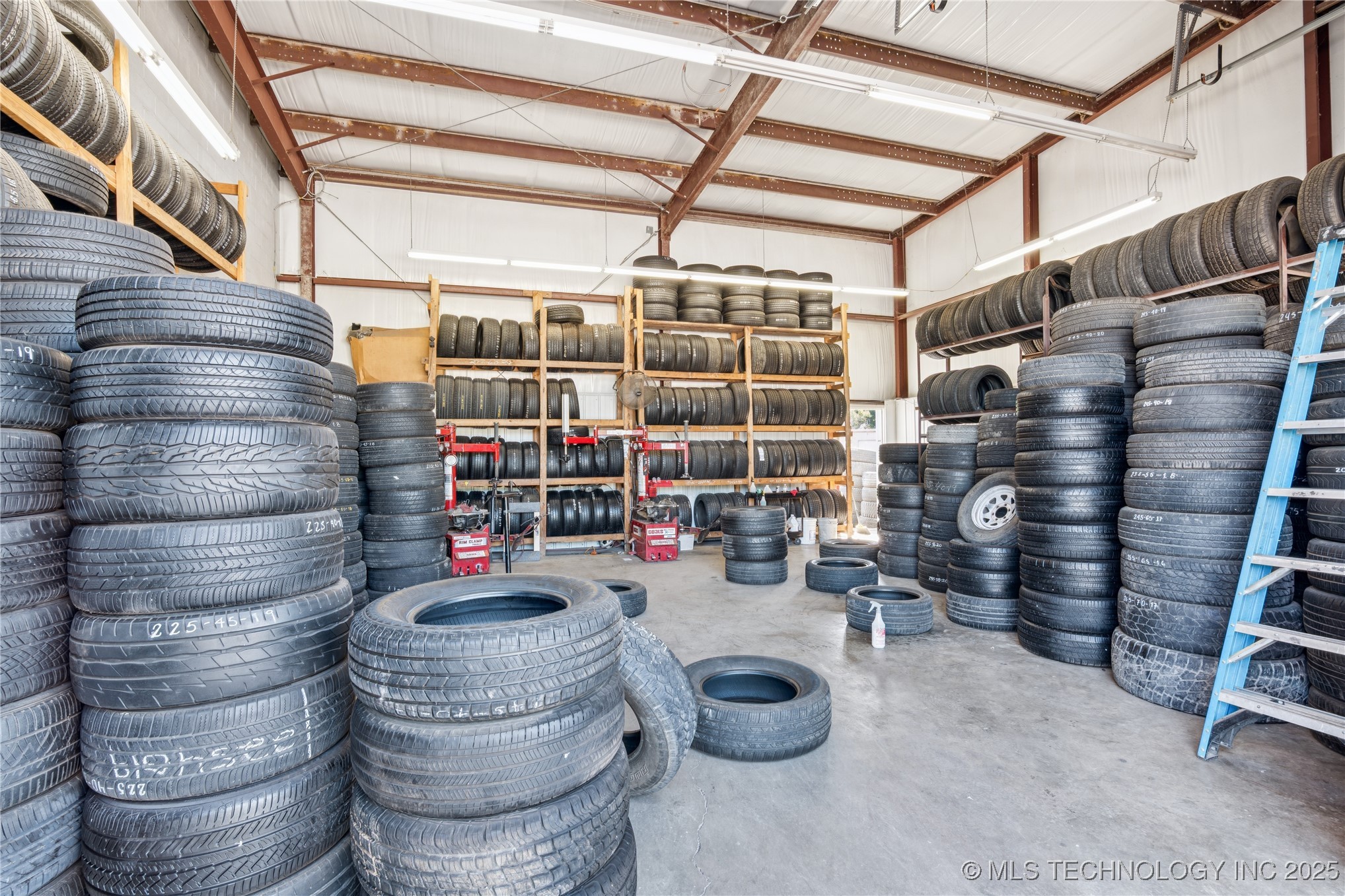 12127 S State Hwy 51 Highway Property Photo 26