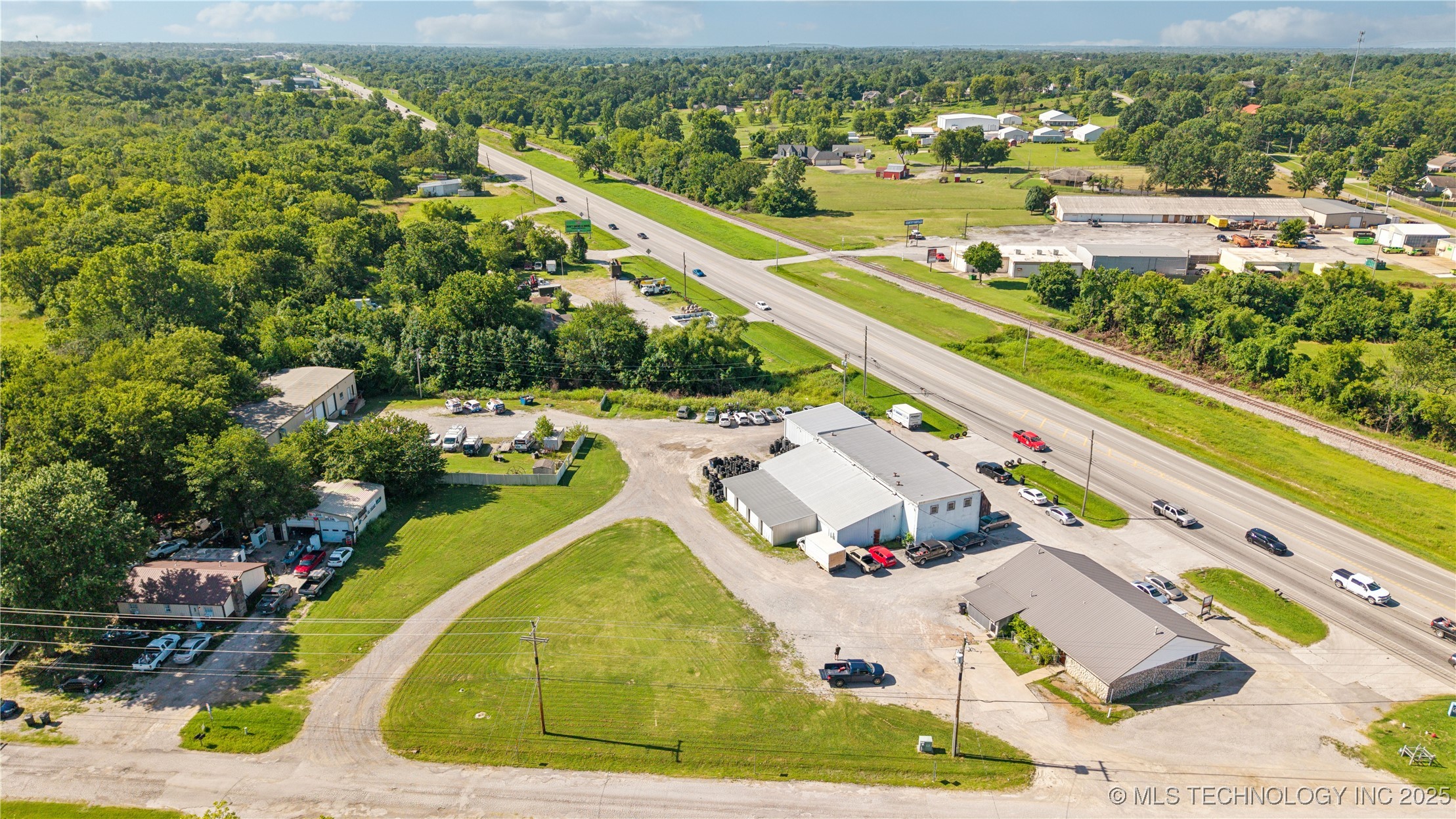 12127 S State Hwy 51 Highway Property Photo 31