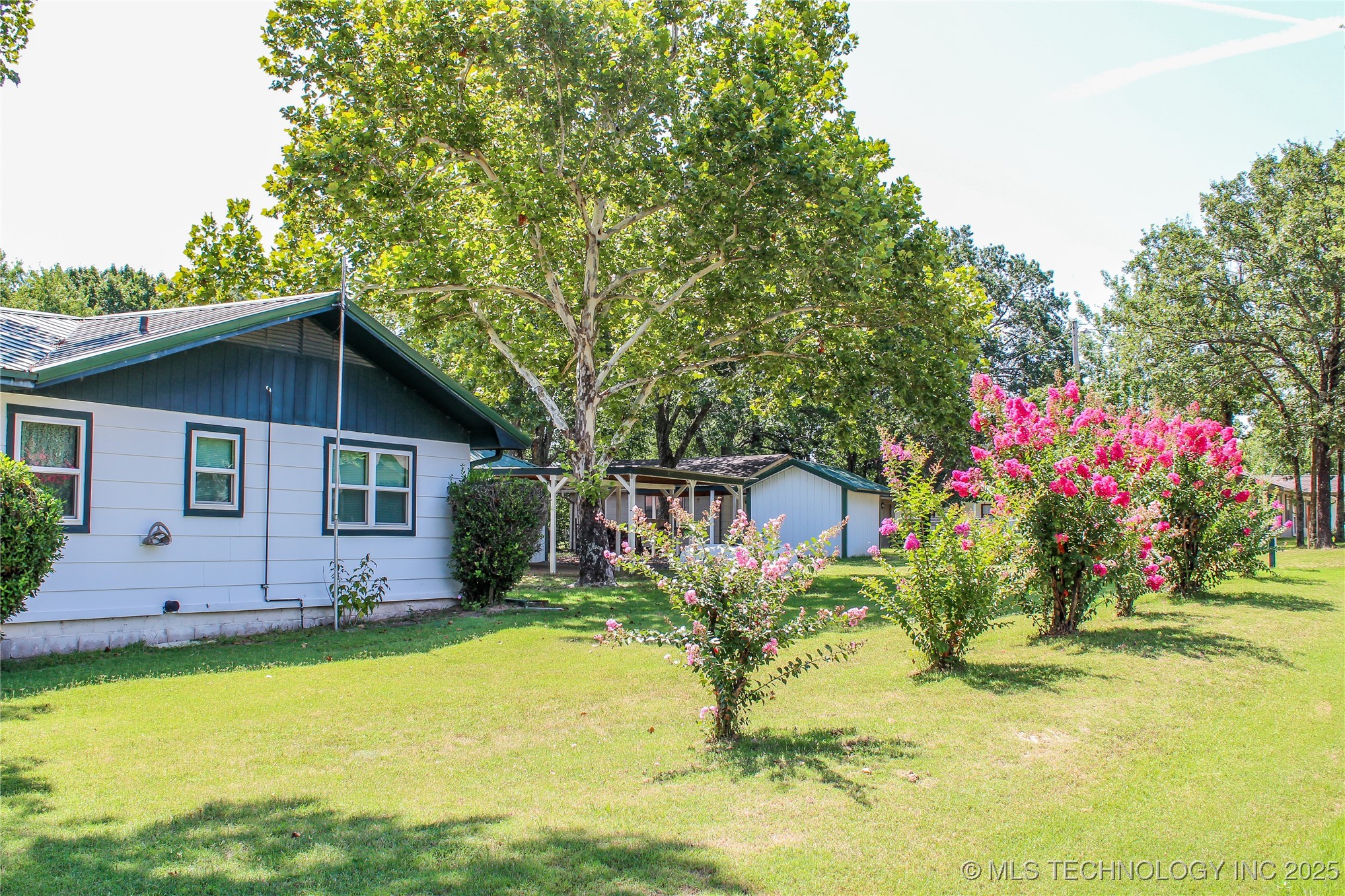 116307 S 4209 Road Property Photo 5