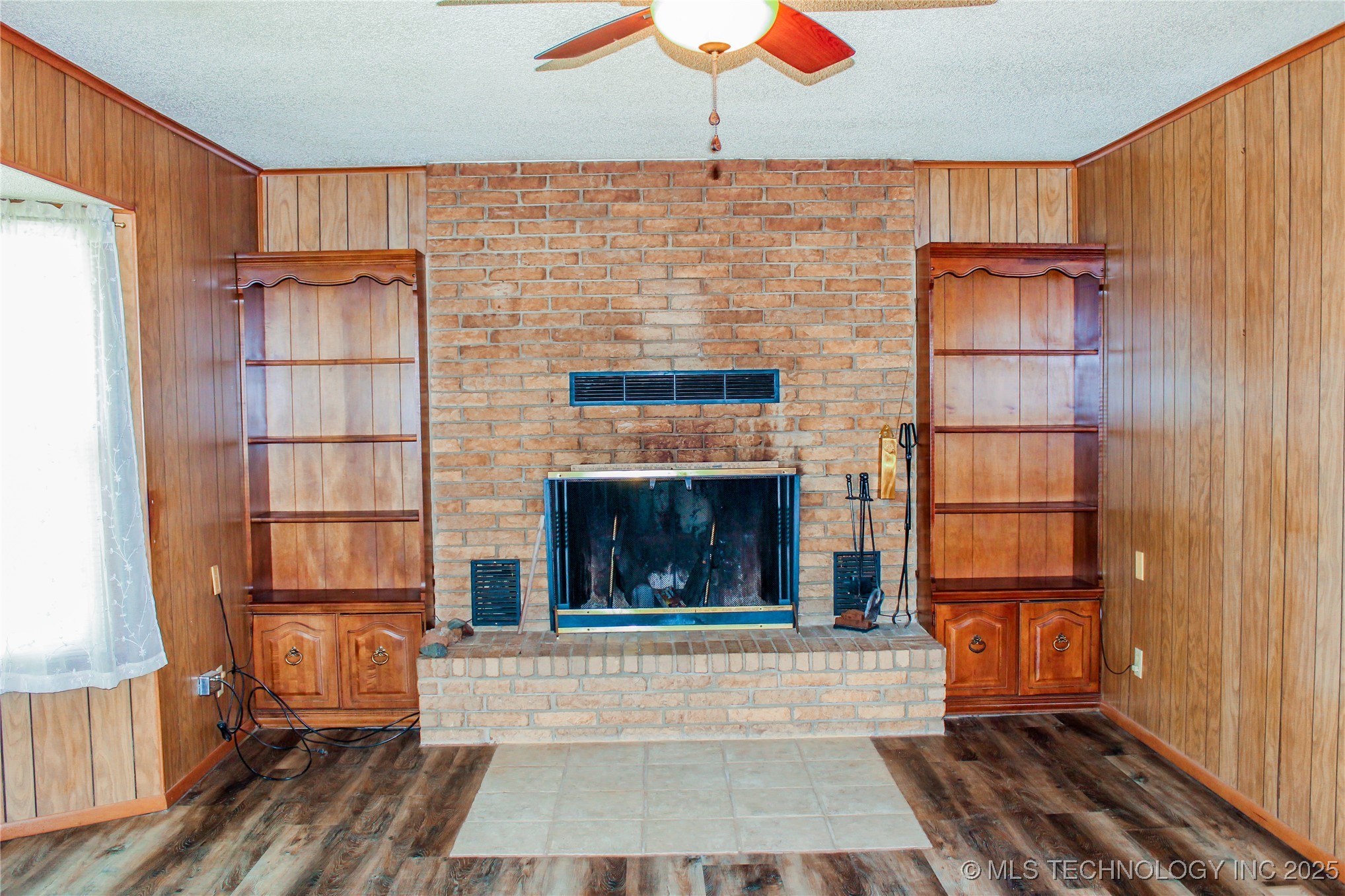 116307 S 4209 Road Property Photo 12