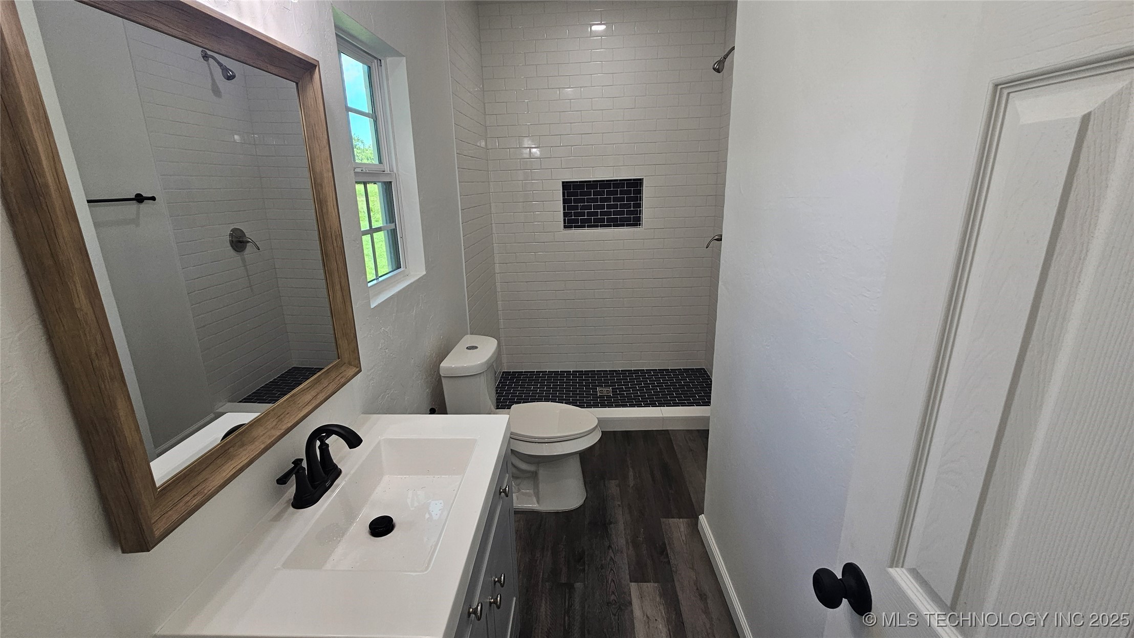 201 Ne Tignor Street Property Photo 18