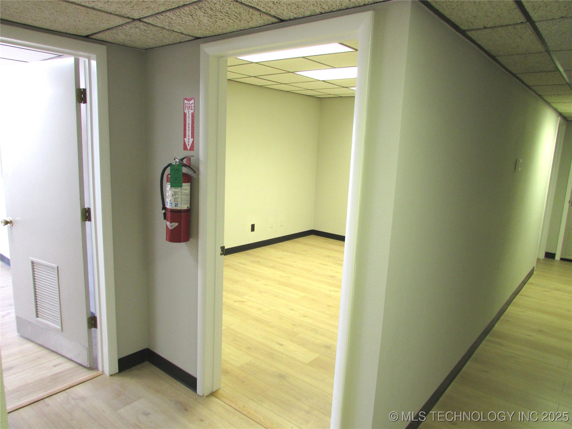 1907 N 11th Street Property Photo 25