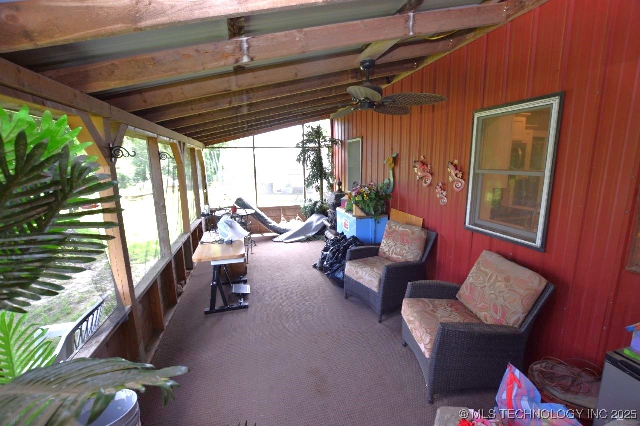 471983 E 783 Road Property Photo 3