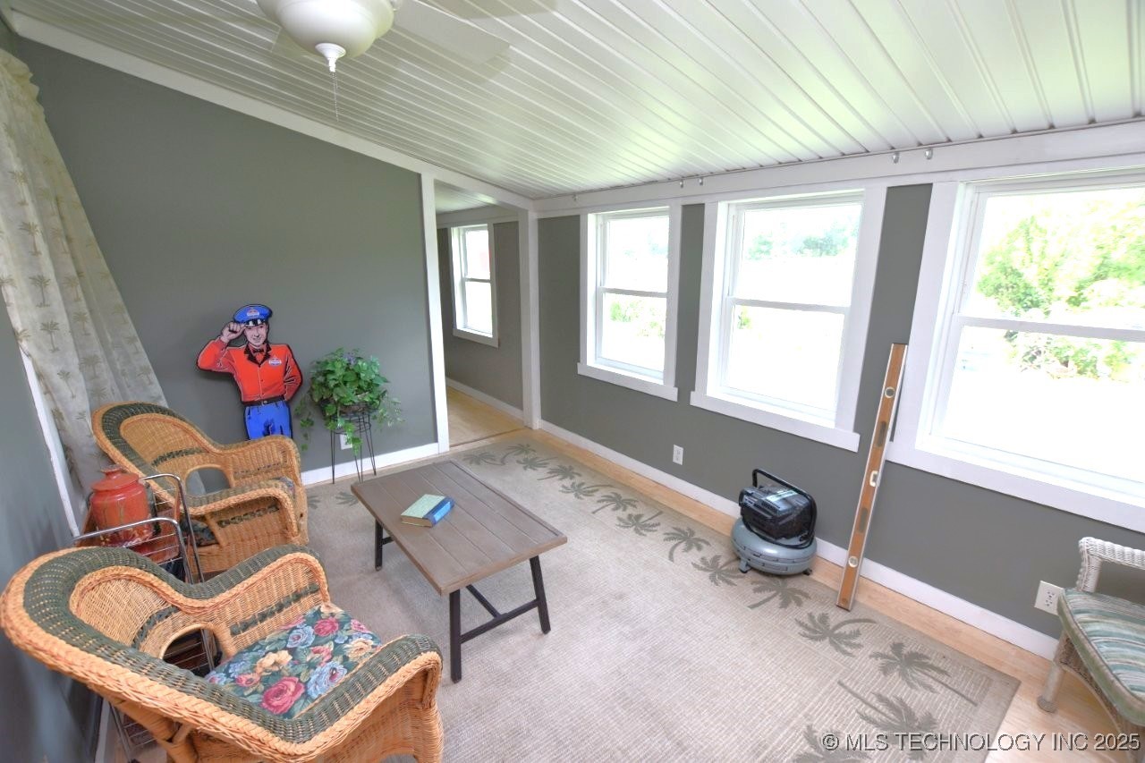 471983 E 783 Road Property Photo 22