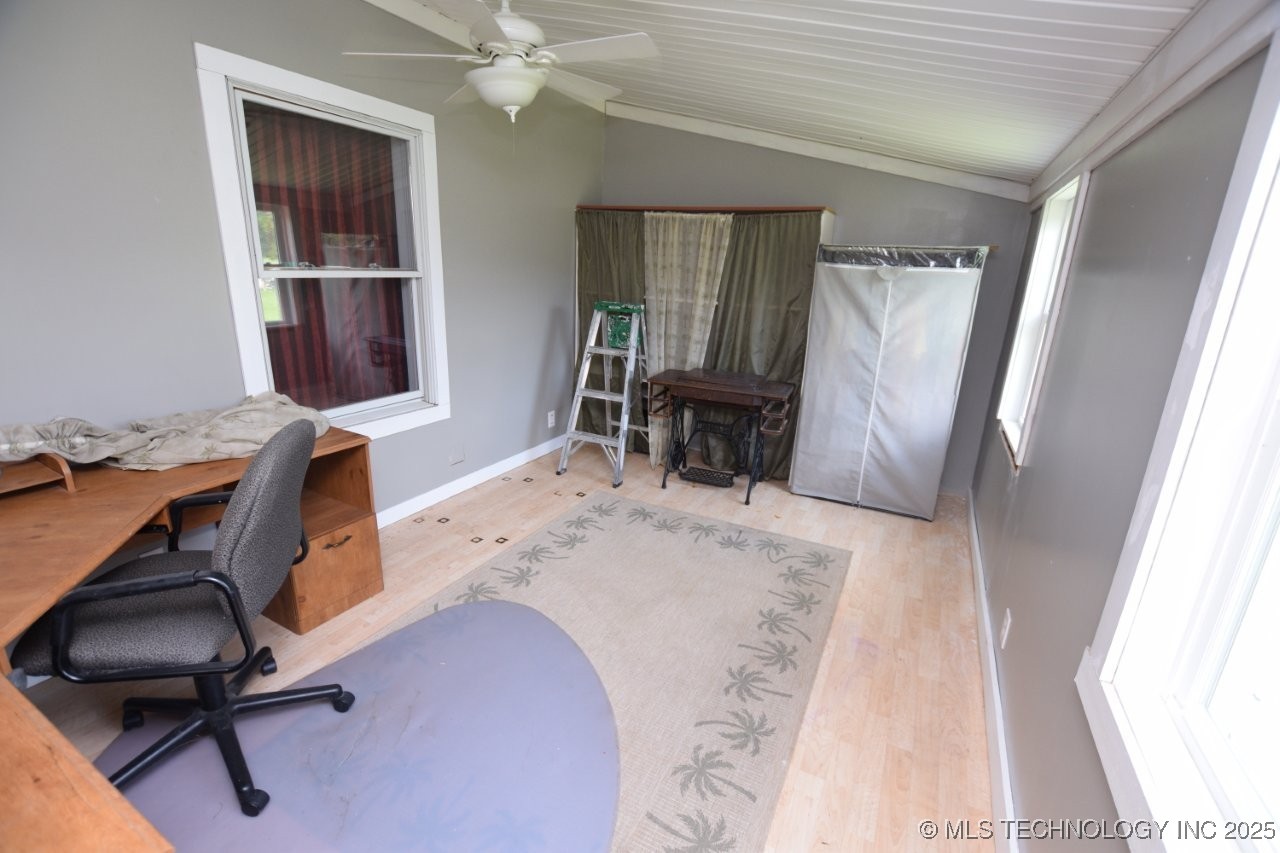 471983 E 783 Road Property Photo 23