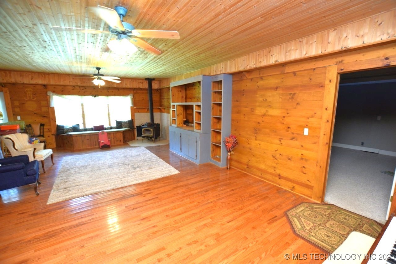 471983 E 783 Road Property Photo 24