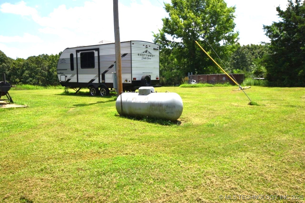 471983 E 783 Road Property Photo 46