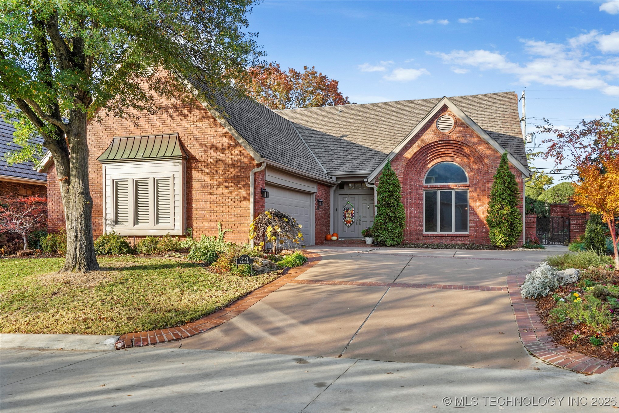 3429 E 58th Place Property Photo 1