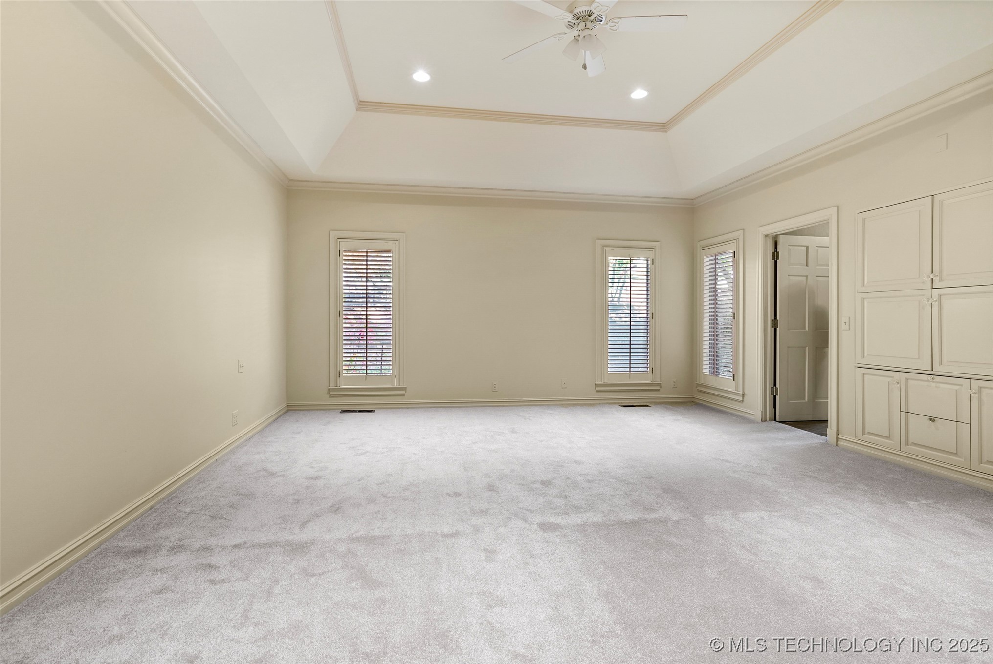 3429 E 58th Place Property Photo 10