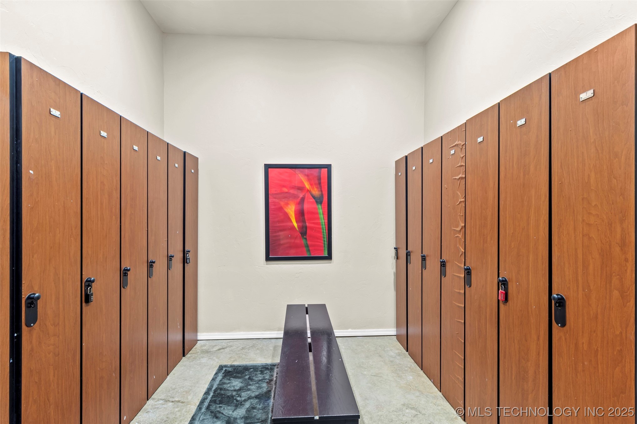 230 N Broadway Property Photo 31