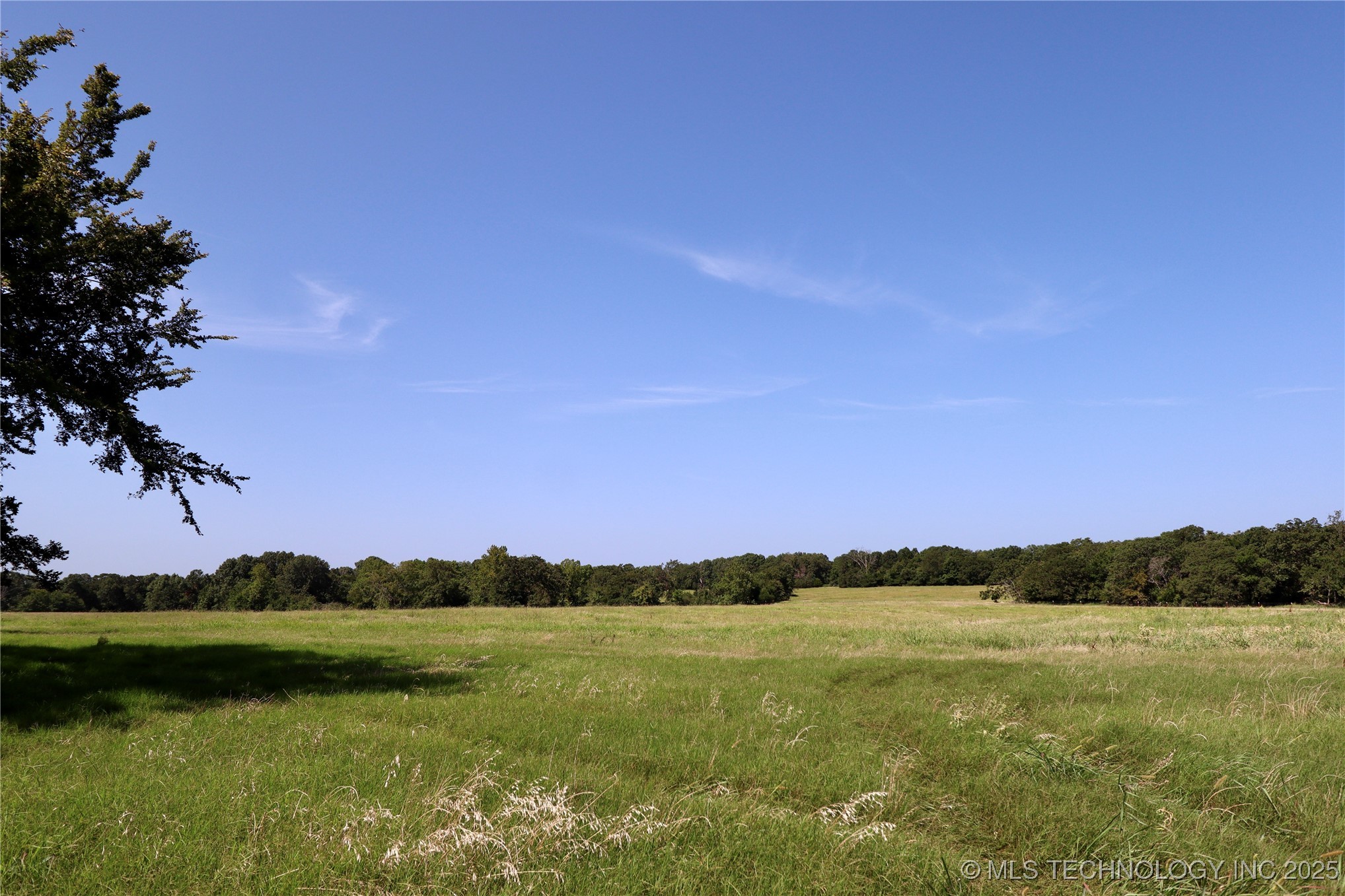 110009 N County Road 3740 Road Property Photo 2