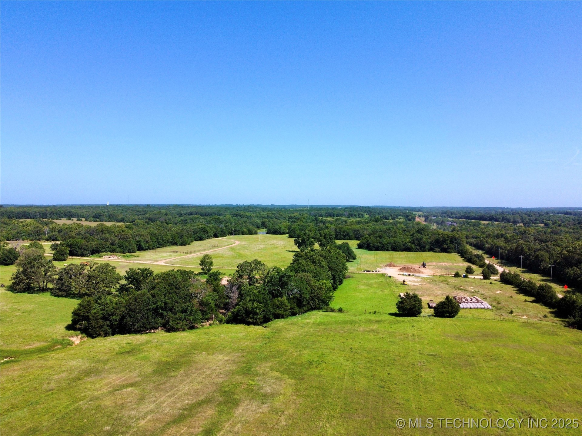 110009 N County Road 3740 Road Property Photo 25