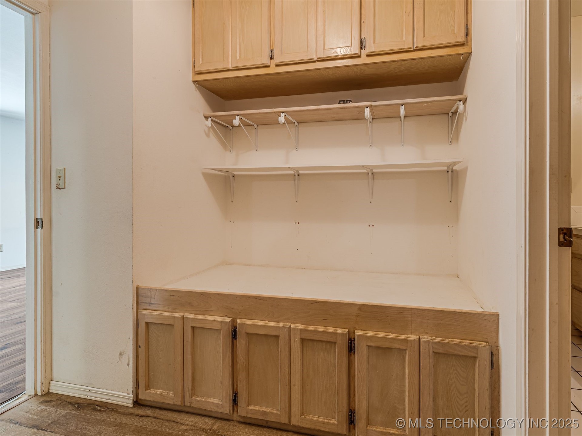 912 Summit Ridge Court Property Photo 35