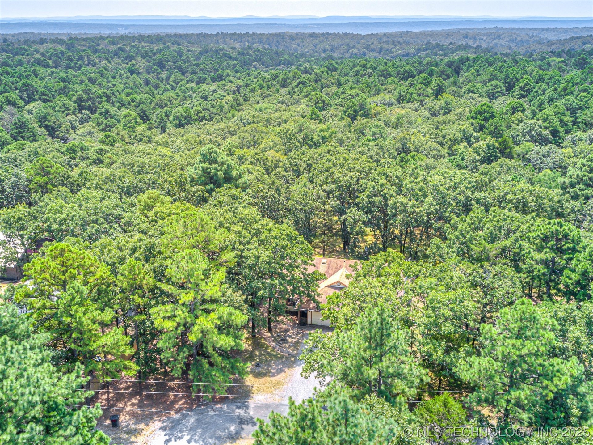 912 Summit Ridge Court Property Photo 45