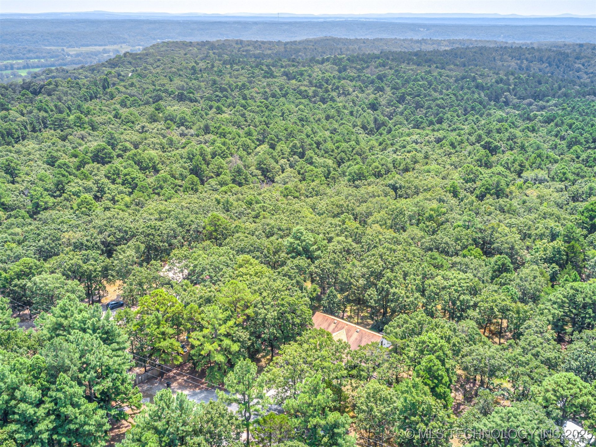 912 Summit Ridge Court Property Photo 46