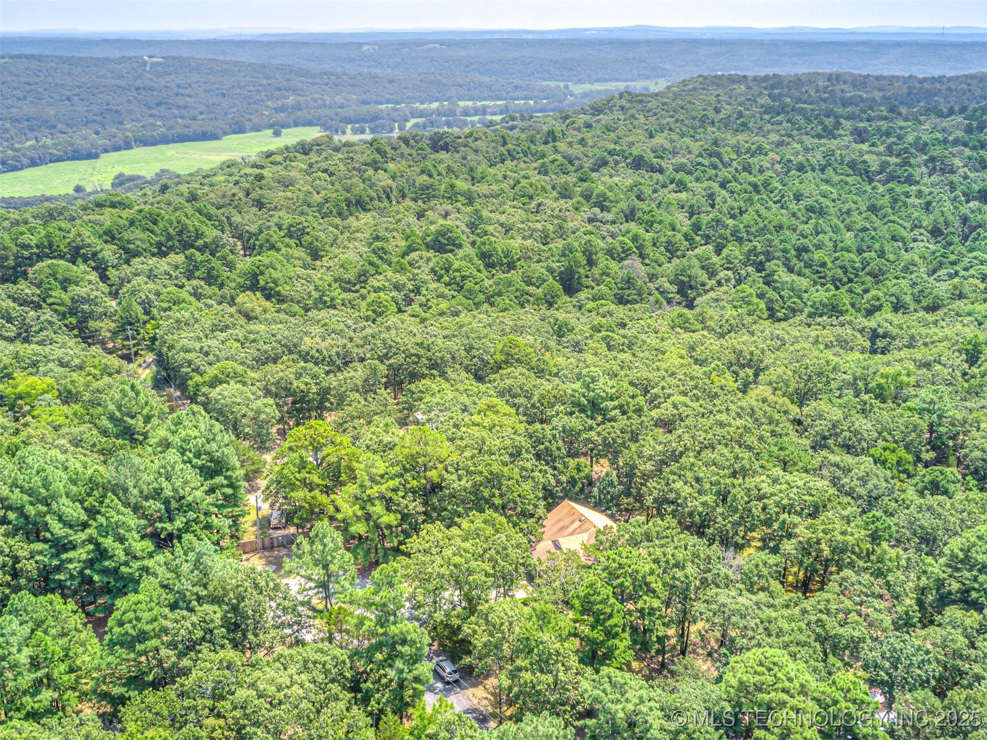 912 Summit Ridge Court Property Photo 47