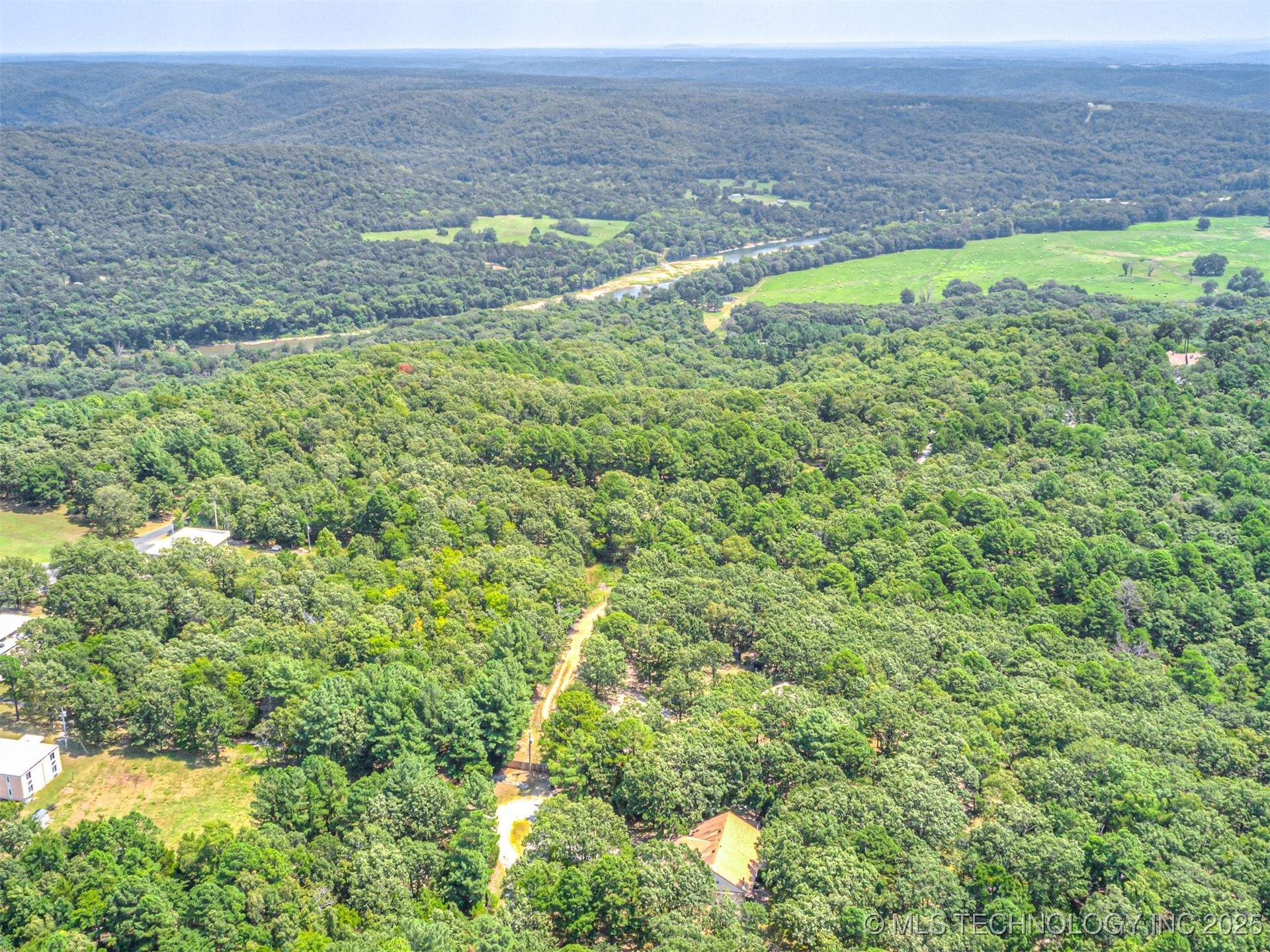 912 Summit Ridge Court Property Photo 48