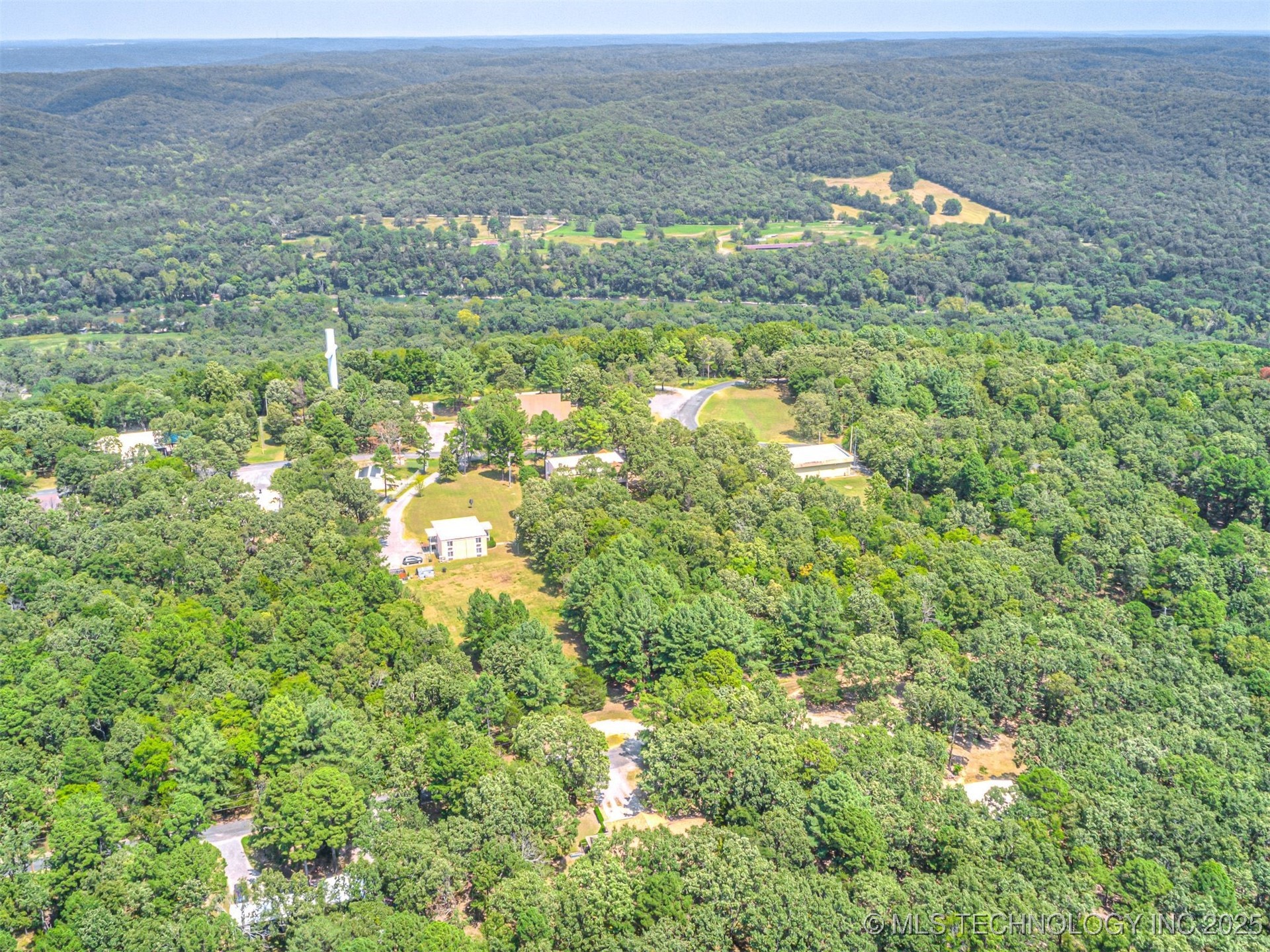 912 Summit Ridge Court Property Photo 49