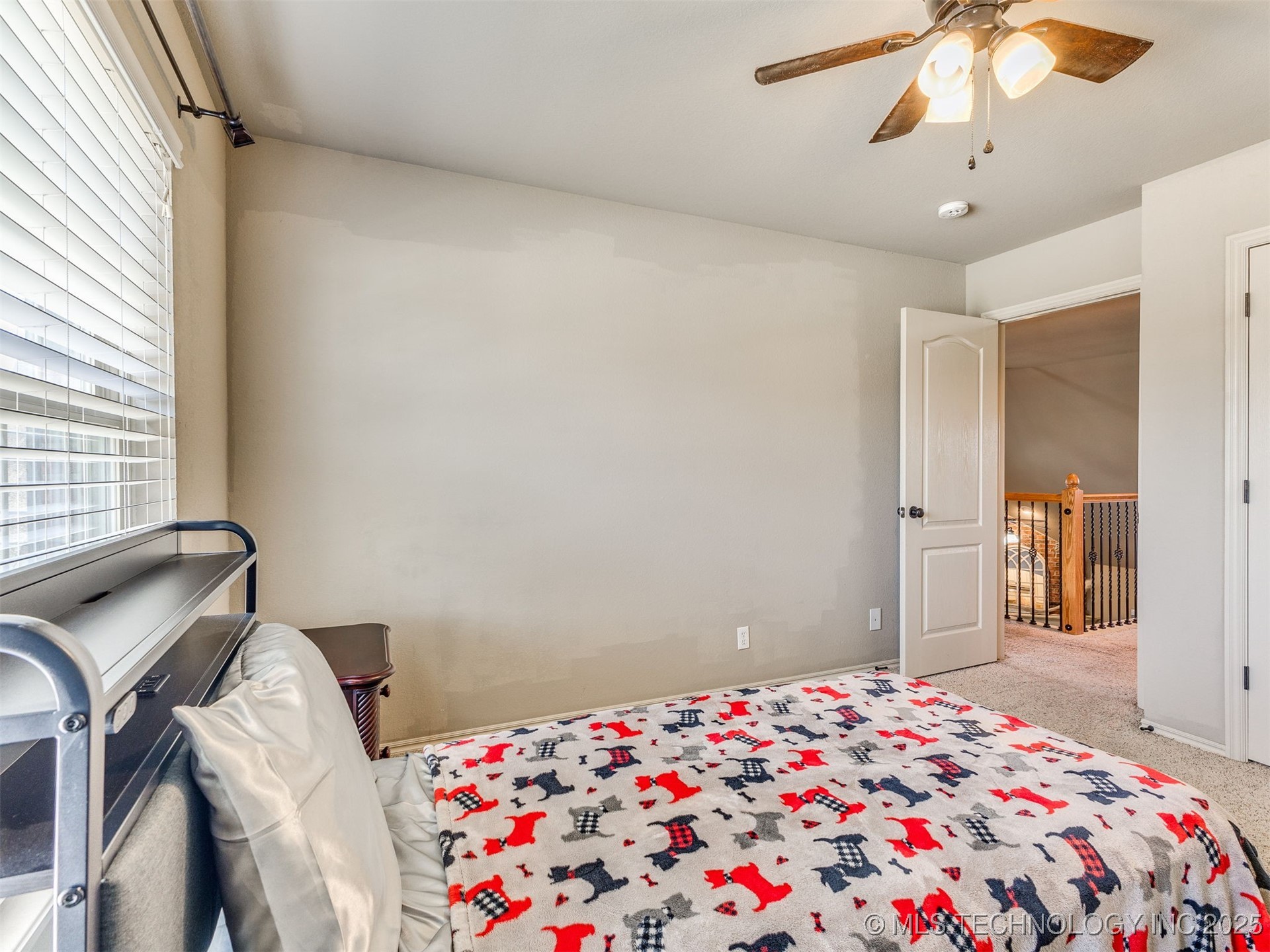 1004 W Elmira Street Property Photo 38