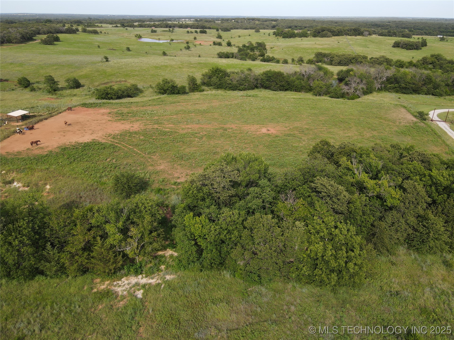 5130 Dillard Road Property Photo 4