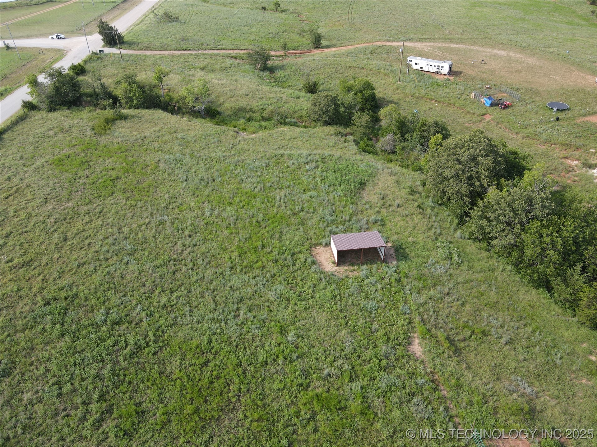 5130 Dillard Road Property Photo 5