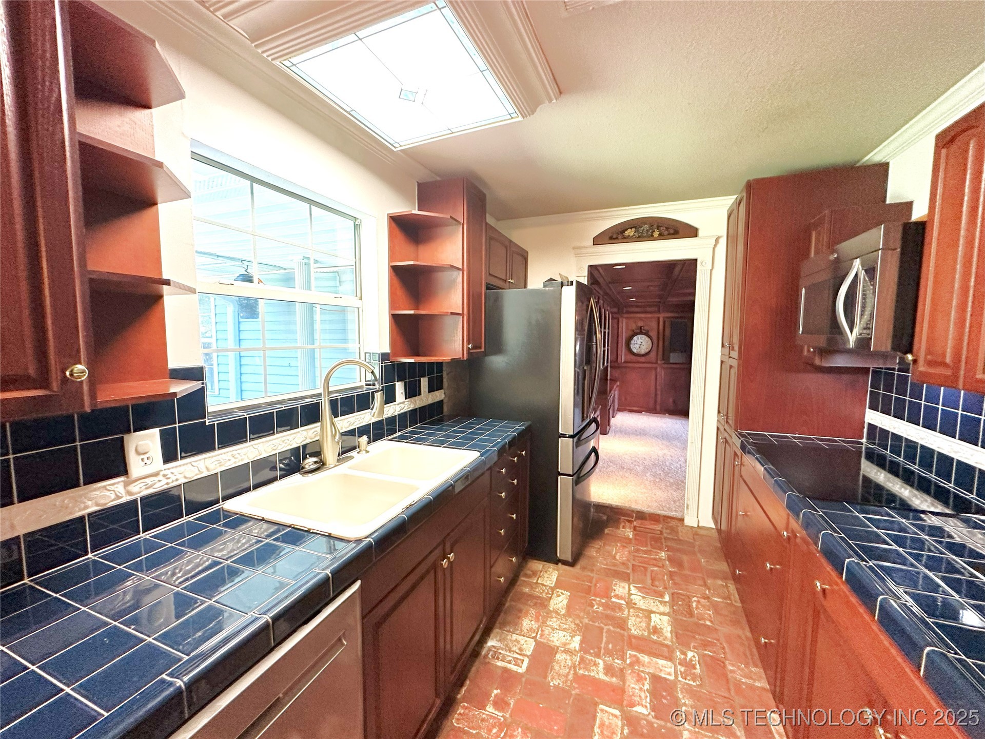 5381 Hilltop Property Photo 12